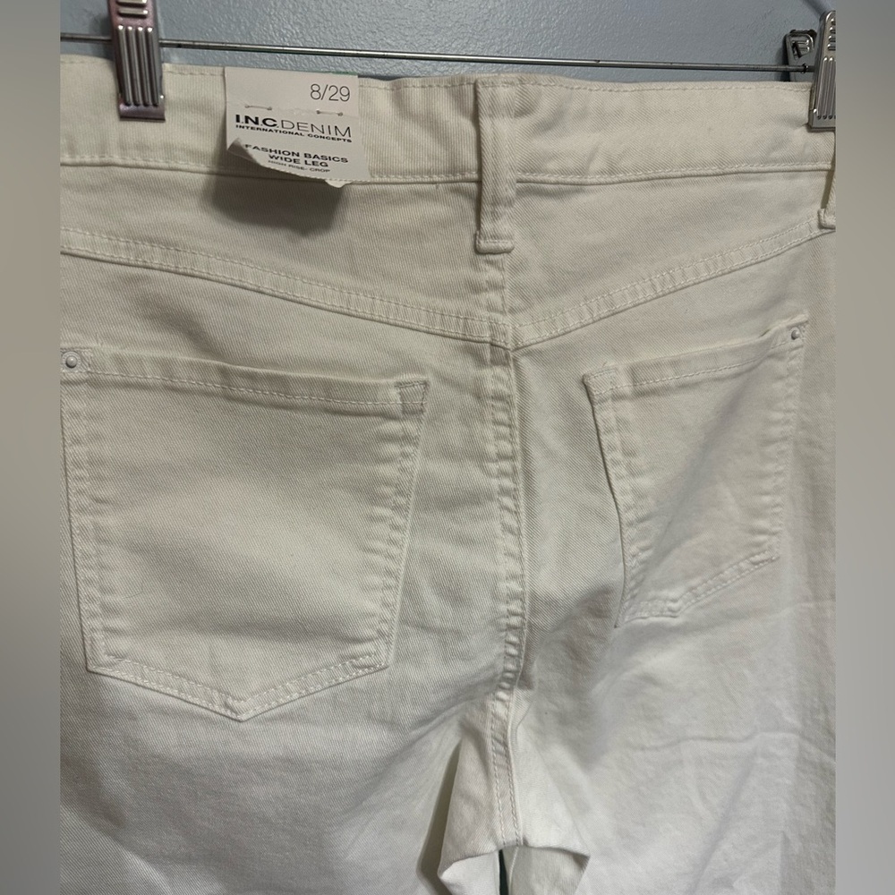 NWT INC DENIM WOMENS WIDE LEG HIGH RISE CROP BRIGHT WHITE FRAYED 8/29 - Picture 4 of 9